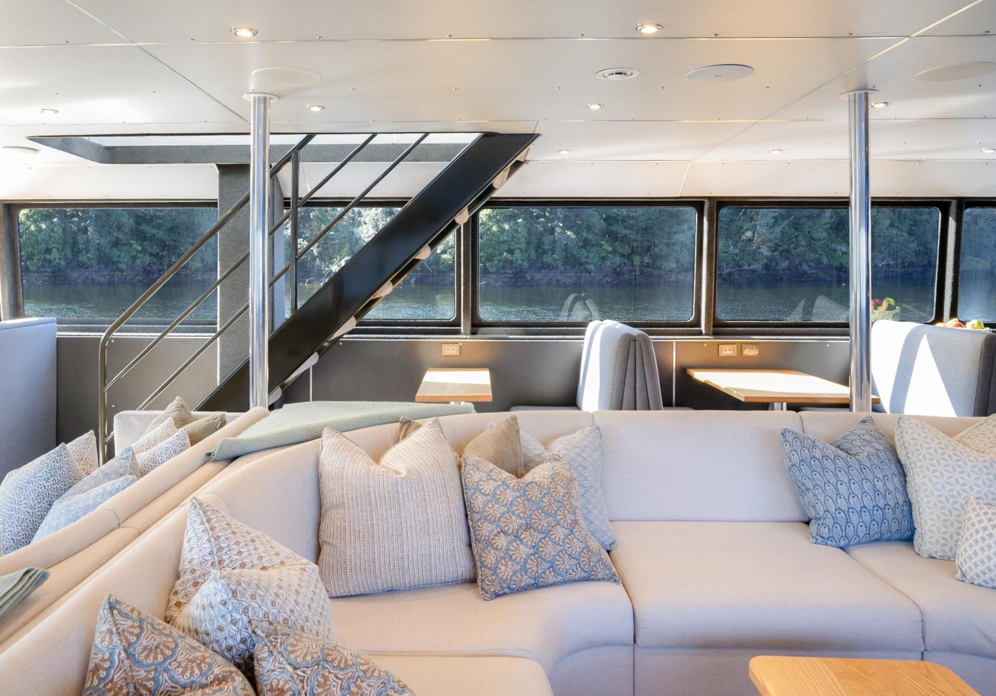 Milford Sound Overnight Cruise - Fiordland Discovery Luaran gambar