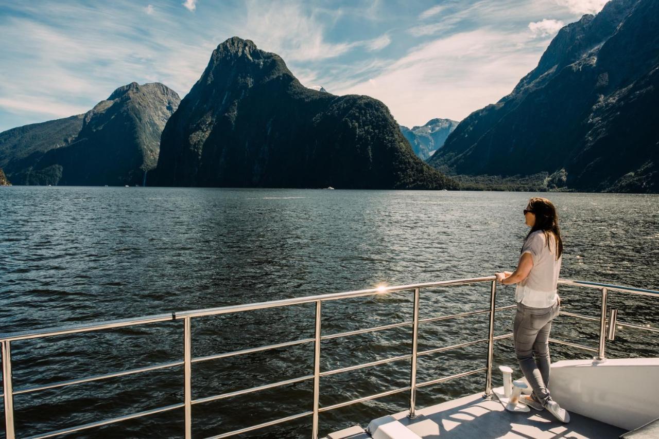 Milford Sound Overnight Cruise - Fiordland Discovery Hotel Luaran gambar